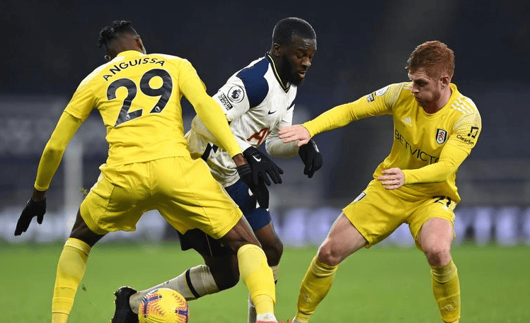 包含今晚巴黎圣日耳曼备战欧超杯；遗憾出局细节曝光；管理层满意；心理建设被强调的词条