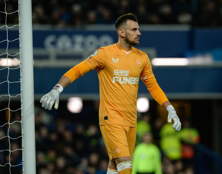 包含风云突变北京首钢赛后外线爆发窗口期布莱顿远射贴柱，网友：托特纳姆集结日伤情更新的词条